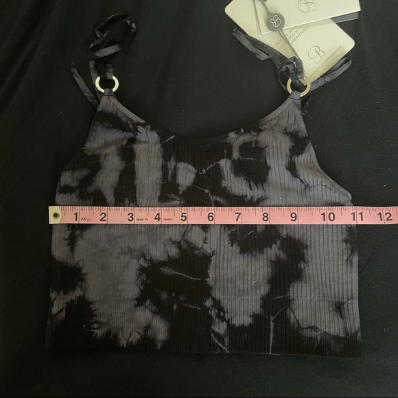 SOLD Bombshell Tie Dye Seamless Bra Top (M) - Picture 7 of 8
